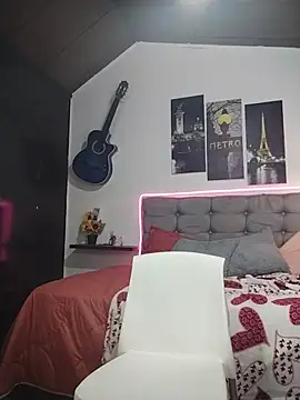 Keyla01_ live
