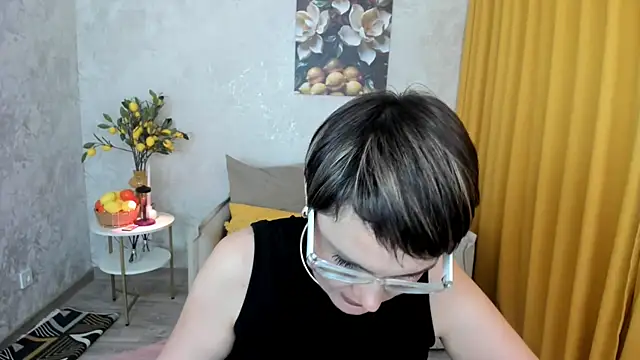 MayaNoire live