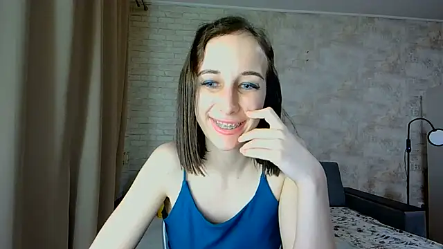 Anika_bloom live