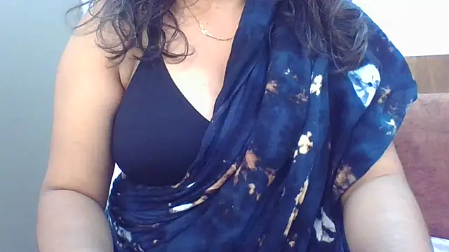 sluttytitties69 live