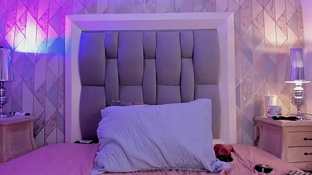 Ginger_Violetta_ live