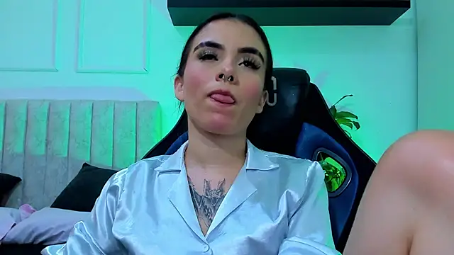 isabella_hv live