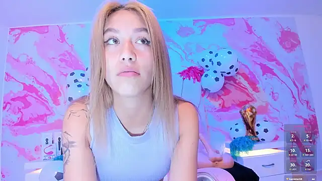 Mia_Vega31 live