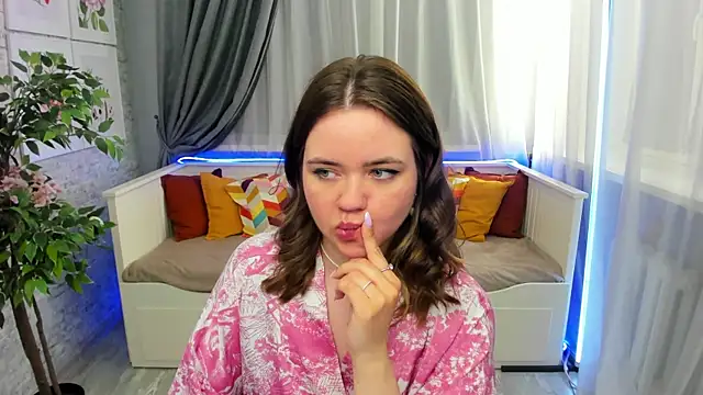AprilPowell live