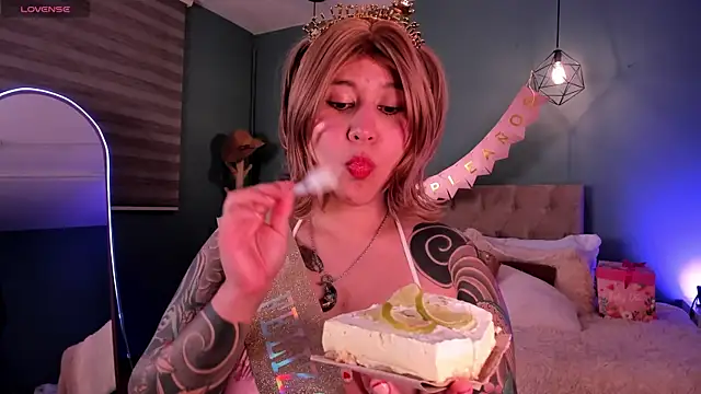 Annapinuplovex live