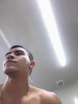 Sebastian_Vega live