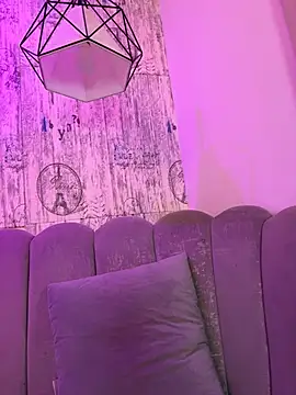 AbyThompson live