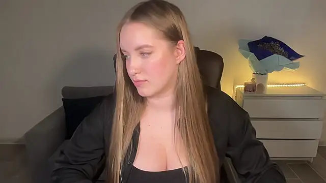 EvaMaddison live