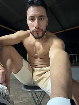 Thiago_Hill live