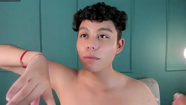 Nathanbelll live
