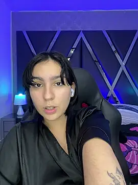 HaniKuspoka live
