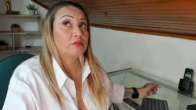 yayita_mature live