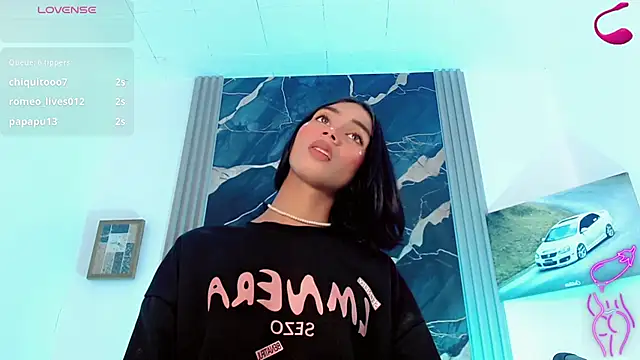 tyle_brunette live