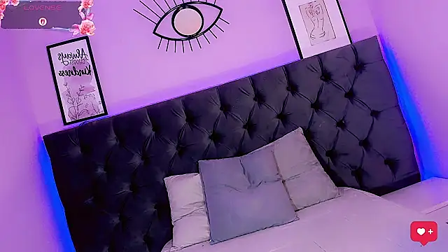Kornylovee live