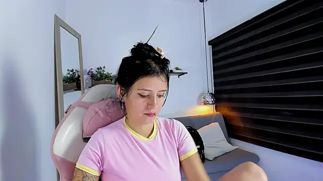 yenny_garcia live