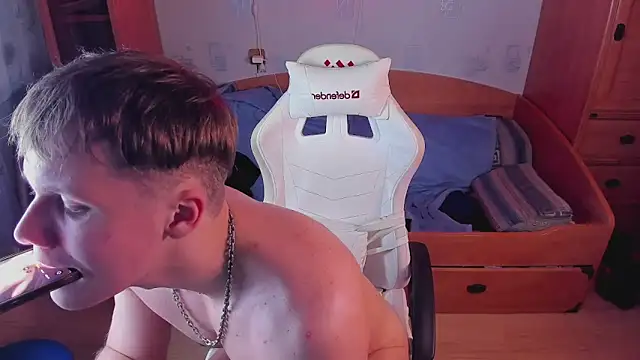 Dexter_Bennett live