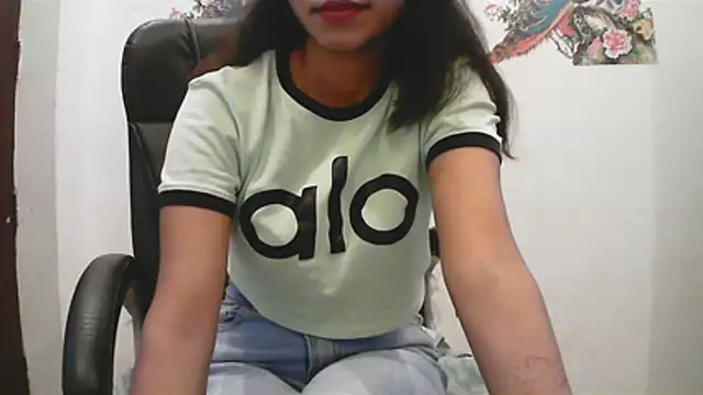 short_girl_ live
