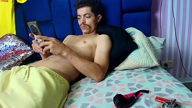 taylor_Stele live