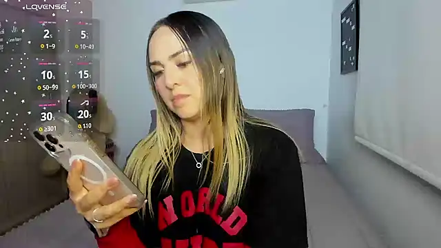 sophie_morenoo live