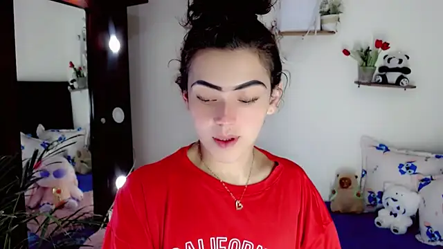 NathalialLooes live