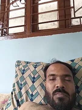 Hairy_hunk32 live