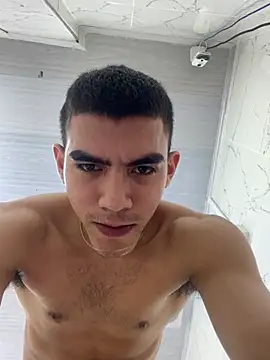 Sebastian_Vega live