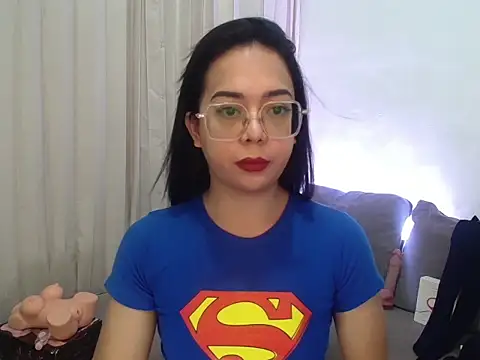 femininetranscummer live