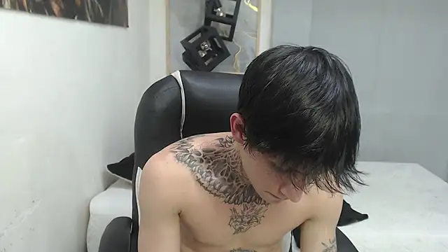 Cry_thereal live