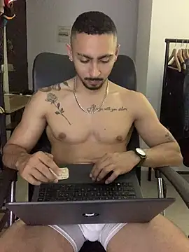 NicolasChest_xxx live