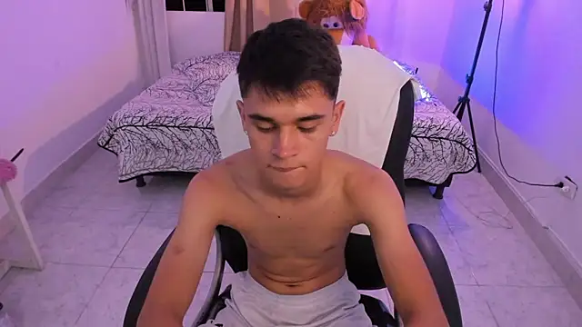 Aron_Boyy live