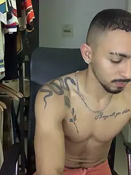 NicolasChest_xxx live
