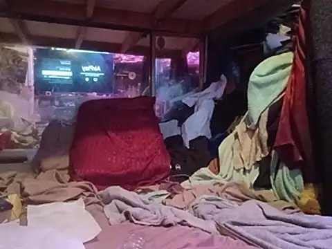 nearby_causual live
