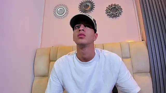 Tyler_Noir live