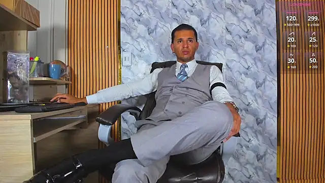 Hideintheoffice live