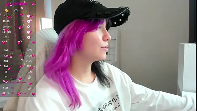 EmilyTrase live