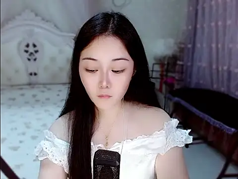 Amy-cnbaby live