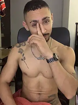 NicolasChest_xxx live