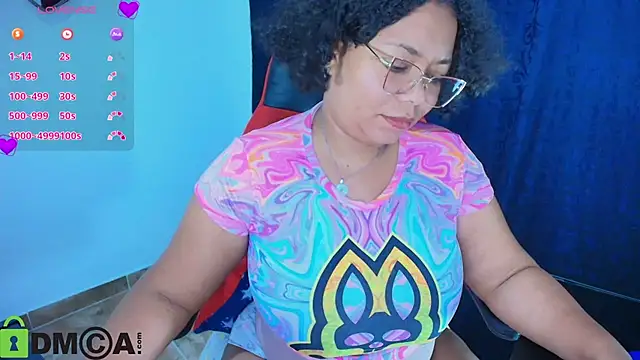 Italyy__boobs live