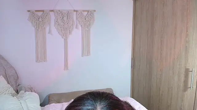 iriswest_ live
