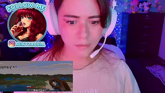 _niiky live
