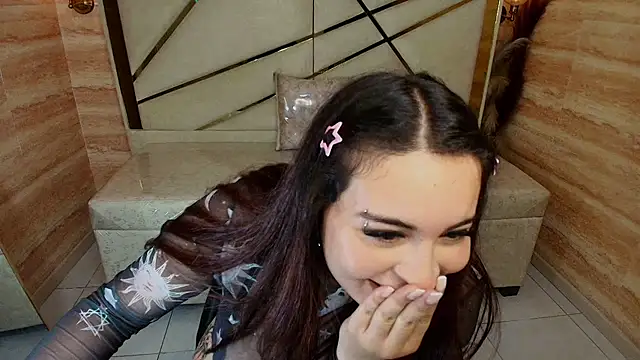 Kiara_Moon_r live