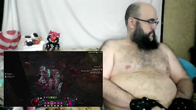 BriTheTopBear live