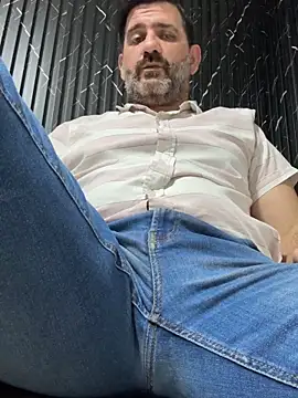 Hairy_Dad86 live
