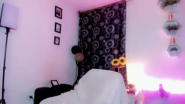 Atenea_taylor_1 live