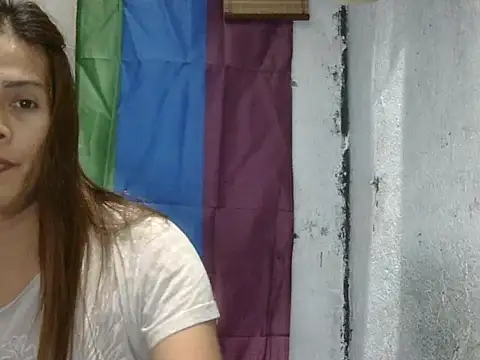 juicycum069 live
