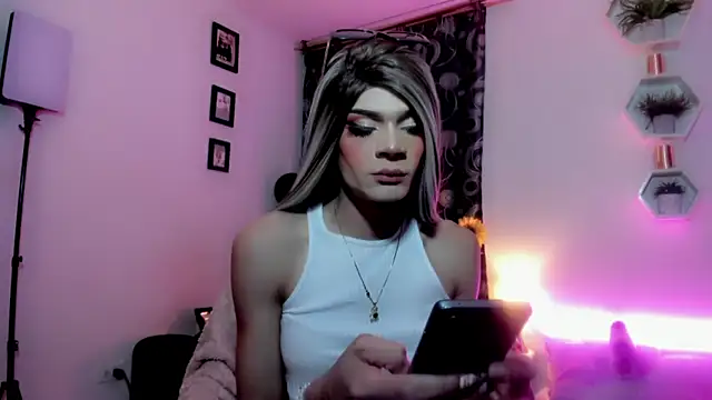 Atenea_taylor_1 live