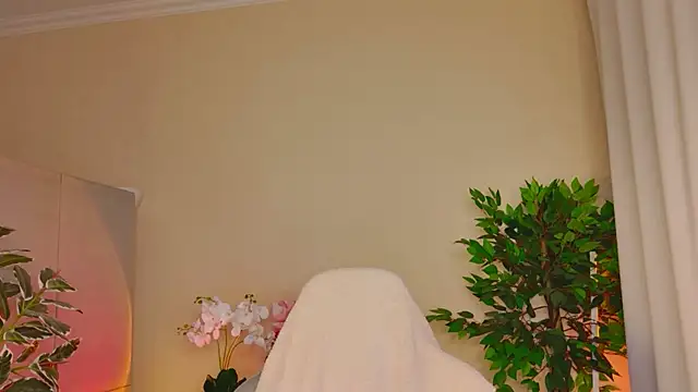LoveYouNicoleee live