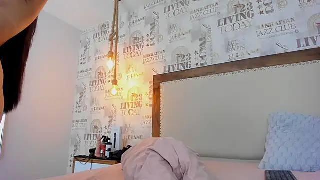 MILA_FERRER1 live