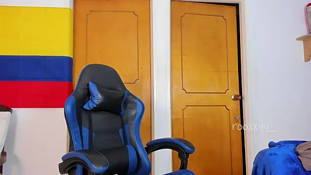 nyloncouple777 live