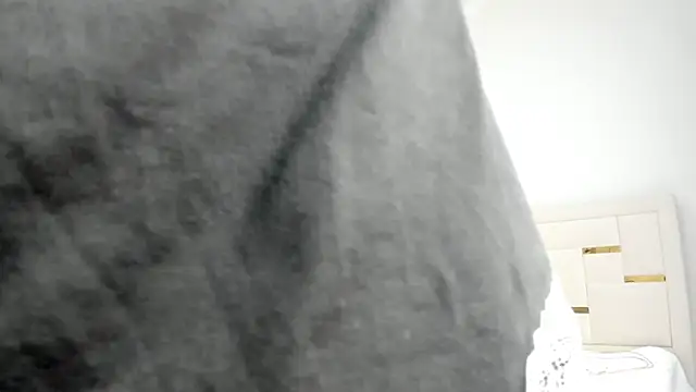 Lola_Peach live